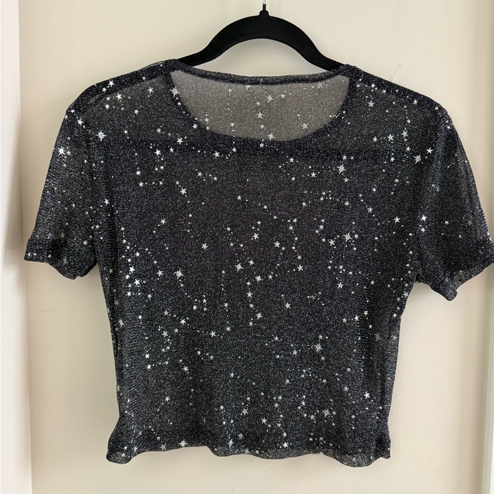 Meshed cropped tee with stars size med